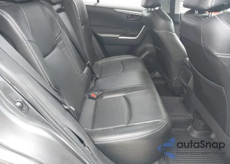 2019 Toyota Rav4 Le z USA, uszkodzony, nr VIN JTMK1RFV5KD006076